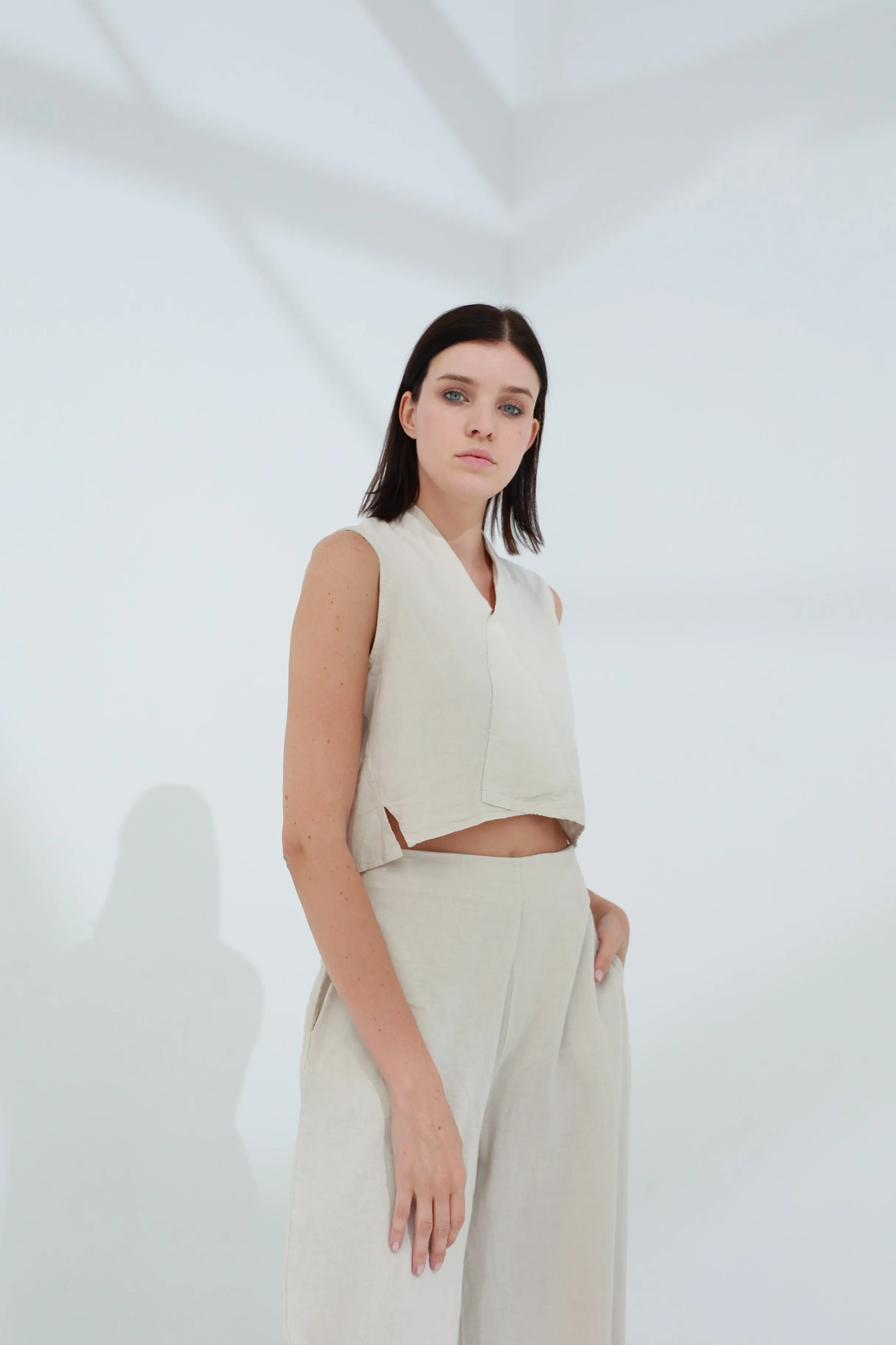 Colpo Linen Crop Top Sabbia