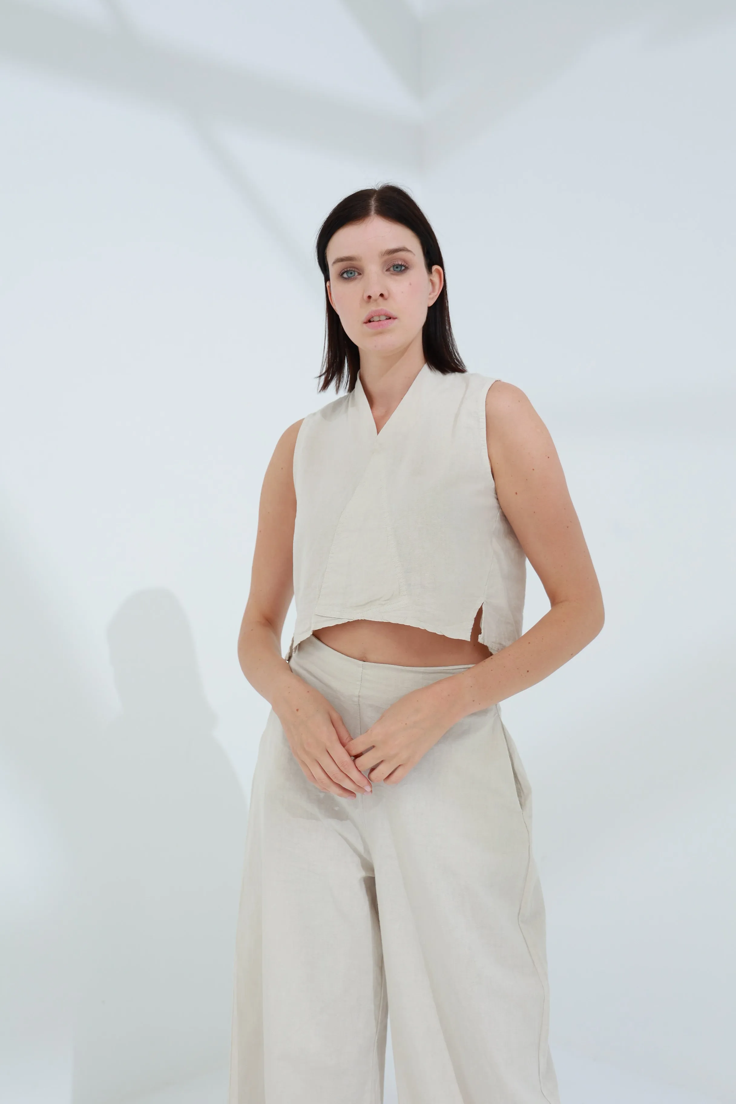 Colpo Linen Crop Top Sabbia