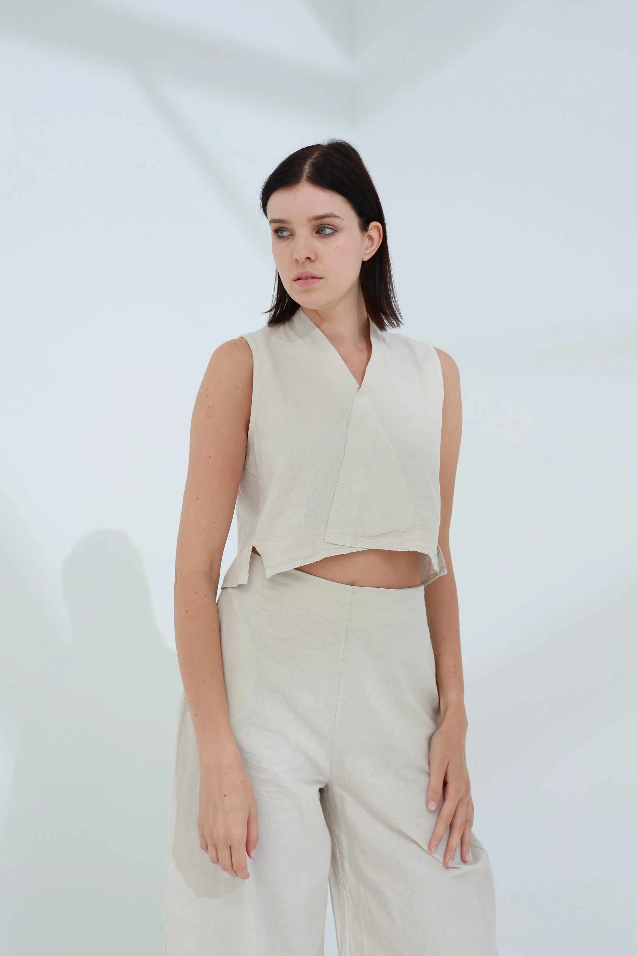 Colpo Linen Crop Top Sabbia