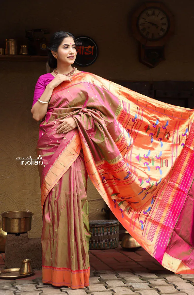 Exclusive - Authentic Handloom Pure Silk Muniya Border Paithani Dual Tone Beautiful Pink Green (High Quality Silk and Weaving)